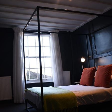 Whitehouse Rye Bed & Breakfast エクステリア 写真 The bedroom at The Old House