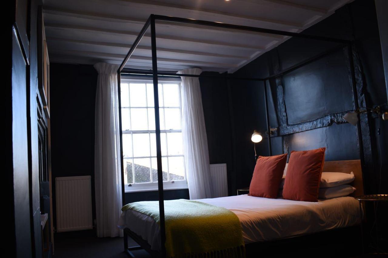 Whitehouse Rye Bed & Breakfast エクステリア 写真 The bedroom at The Old House