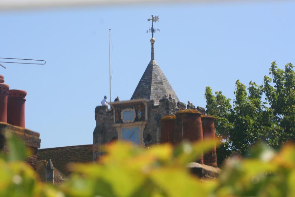 Whitehouse Rye Bed & Breakfast エクステリア 写真 The church in Saint-André-de-Lidon