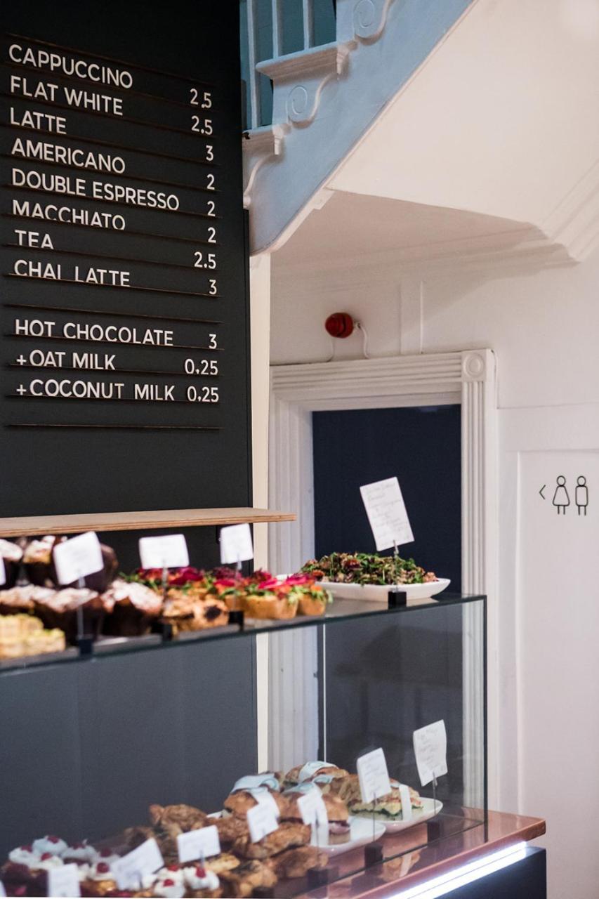 Whitehouse Rye Bed & Breakfast エクステリア 写真 Menu at a cafe