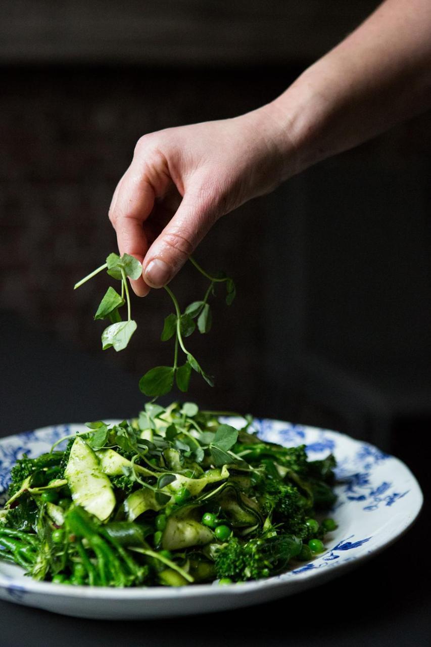 Whitehouse Rye Bed & Breakfast エクステリア 写真 Watercress being added to a salad